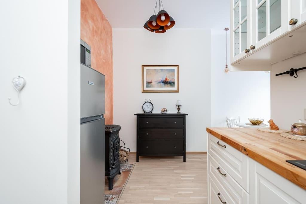 Cozy Studio Apartment Tallinn Ngoại thất bức ảnh