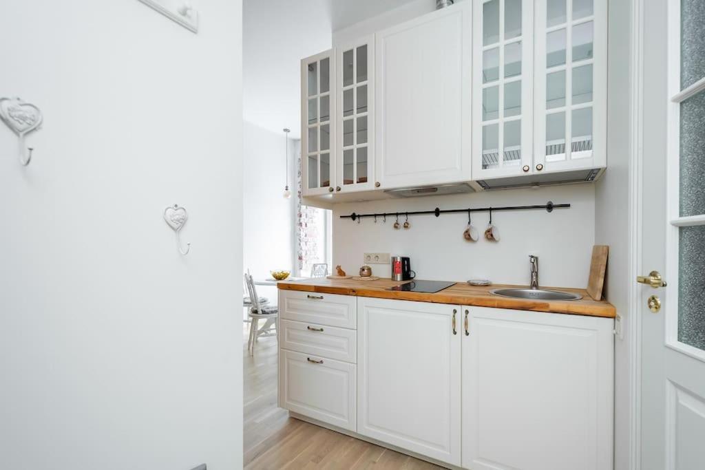 Cozy Studio Apartment Tallinn Ngoại thất bức ảnh